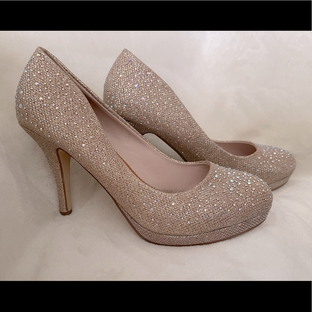 Bonnibel Champagne Glitter Heel - Round Closed Toe Slip On Pump Heel (Size 8.5)